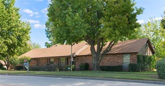 1612 W Imhoff Rd, Norman, OK 73072