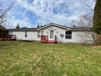 9840 W Pleasant St, Brimley, MI 49715