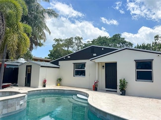 300 SW 14th Ct, Fort Lauderdale, FL 33315