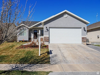 2291 E Ox Yoke Dr, Eagle Mountain, UT 84005