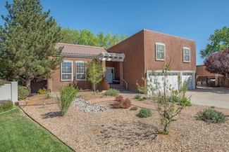 2409 Calle Del Estavan NW, Albuquerque, NM 87104