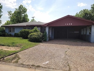 1406 NW 33rd St, Lawton, OK 73505