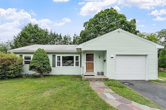 67 Croydon Rd, Framingham, MA 01702
