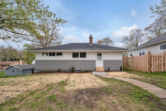 23511 W Central Ave, Lake Villa, IL 60046