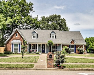 8008 Farmingdale Rd, Germantown, TN 38138