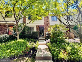 37 Flintlock Ln, Chesterbrook, PA 19087