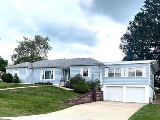 567 Worthington Dr, Bridgeport, WV 26330