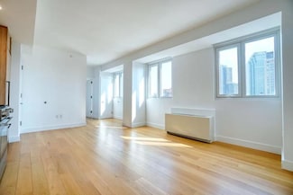24-16 Queens Plaza S Unit PH-D, Long Island City, NY 11101