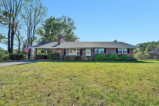 11713 Hardy Rd, Hardy, VA 24101