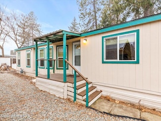 8587 N Hayden Pines Way, Hayden, ID 83835