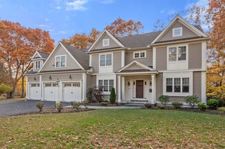 4 Wynnewood Rd, Wellesley Hills, MA 02481