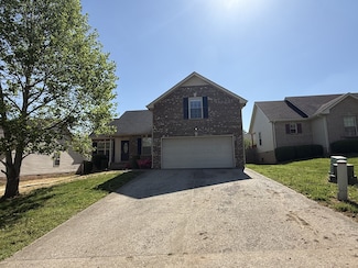 637 Deer Ridge Dr, Clarksville, TN 37042