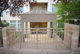 3221 SW Avalon Way Unit 110, Seattle, WA 98126