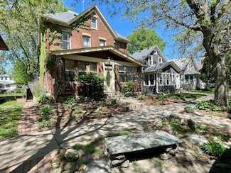 801 Juno Ave, Saint Paul, MN 55102