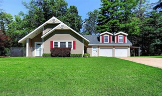 7 Hermit Hollow Dr, Labadie, MO 63055