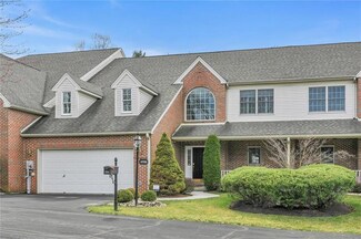 4706 Pinehurst Cir, Center Valley, PA 18034