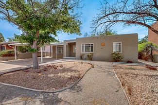 1103 Madison St SE, Albuquerque, NM 87108