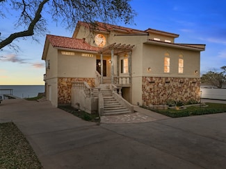 5417 W Bayshore Dr Unit A, Bacliff, TX 77518