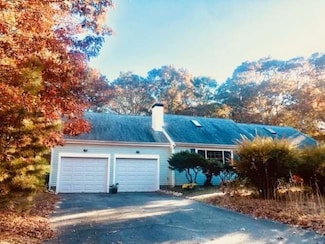 5 Greyhampton Rd, West Yarmouth, MA 02673