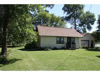 316 Pine St S, Onamia, MN 56359