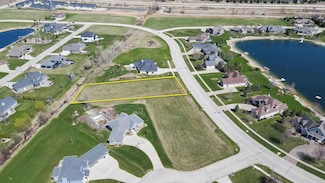 436 Country Ln, Fond Du Lac, WI 54935