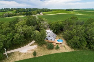 3221 50th Street Dr, Walker, IA 52352