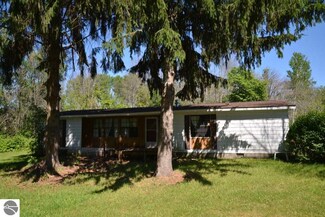 12082 Barnes Rd, Kewadin, MI 49648