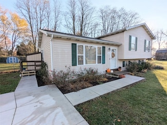 907 Aurora Ave, Girard, PA 16417