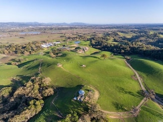 5285 Westside Rd, Healdsburg, CA 95448