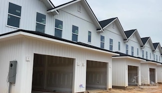 8114 Carl Dean St, Pensacola, FL 32514