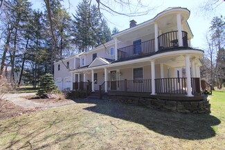 21 Sunset Ave, Lenox, MA 01240