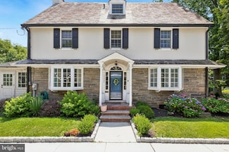 3902 Henry Ave, Philadelphia, PA 19129