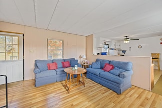 462 Charleston Rd, Charleston, ME 04422