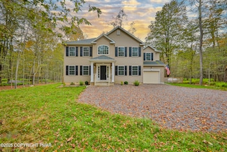 87 Delbert Dr, Gouldsboro, PA 18424