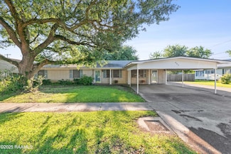 805 S Parkerson St, Rayne, LA 70578