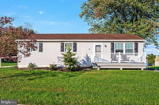 800 W Bridge St, Parkesburg, PA 19365