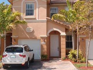7642 NW 114th Place, Medley, FL 33178