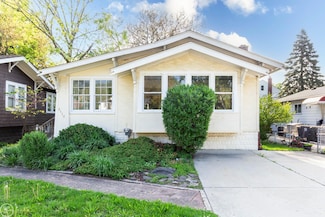 3110 N Main St, Royal Oak, MI 48073