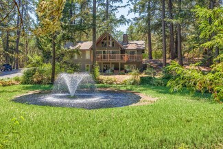 255 Hessar St, Grants Pass, OR 97527