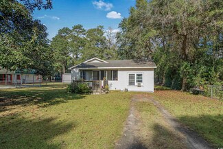 371 El Paso Dr, Conway, SC 29526