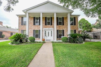 11503 Briar Rose Dr, Houston, TX 77077