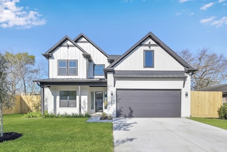 1837 Westcrest Dr, Houston, TX 77055