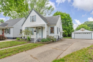2734 Vassar St, Dearborn, MI 48124