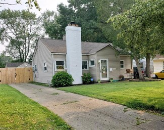 18909 Ferncliffe Ave, Cleveland, OH 44135