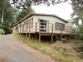 1554 S Hoquiam Ln, Westport, WA 98595