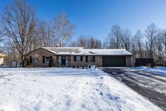 9 Wedding Ln, Plainfield, IN 46168
