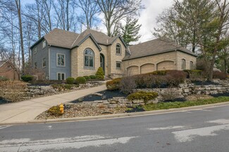 160 Lake Bluff Dr, Columbus, OH 43235