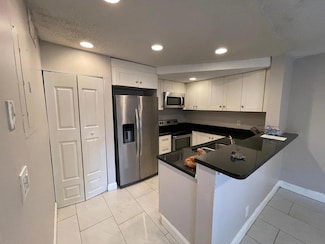 5844 Blueberry Ct Unit 68, Lauderhill, FL 33313