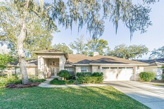 16815 Woburn Ln, Lutz, FL 33549