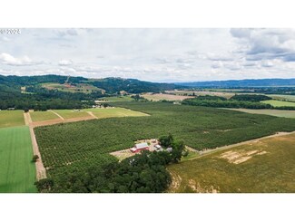 1990 N Greenwood Rd, Rickreall, OR 97371